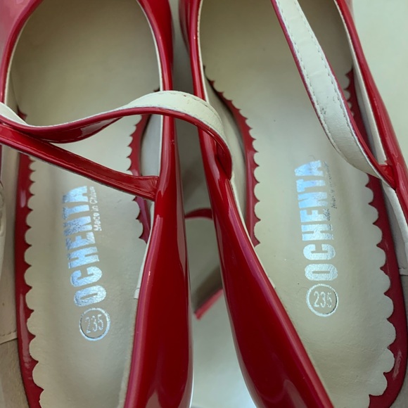 Ochenta Red Ankle Strap Platform Pumps - Picture 3 of 7